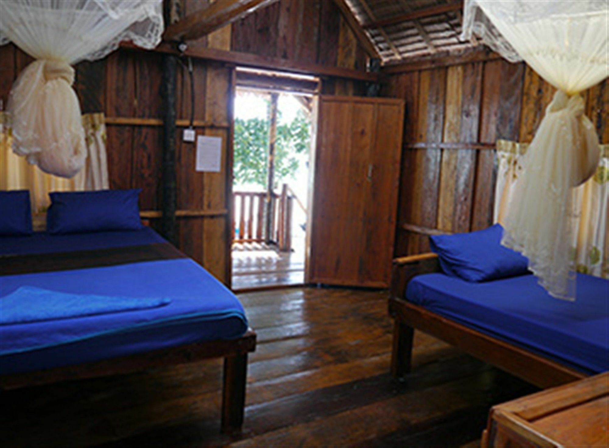 Angkor Chom Bungalows And Rooms Sok San Village Exterior photo